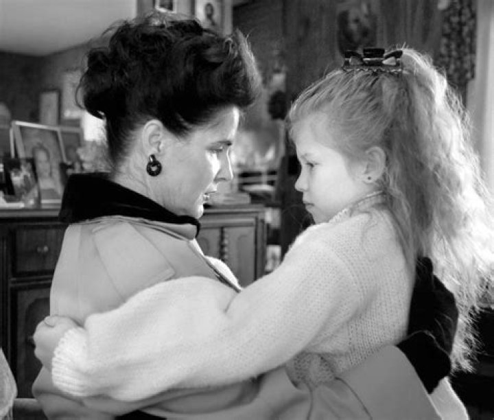 
4 facts about Faye Yager from the FX documentary Young people of the Underground 