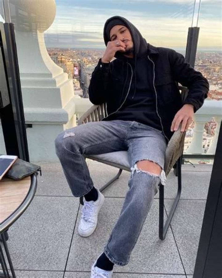 Adil Koukouh Height, Weight, Net Worth, Age, Birthday, Wikipedia, Who, Instagram, Biography