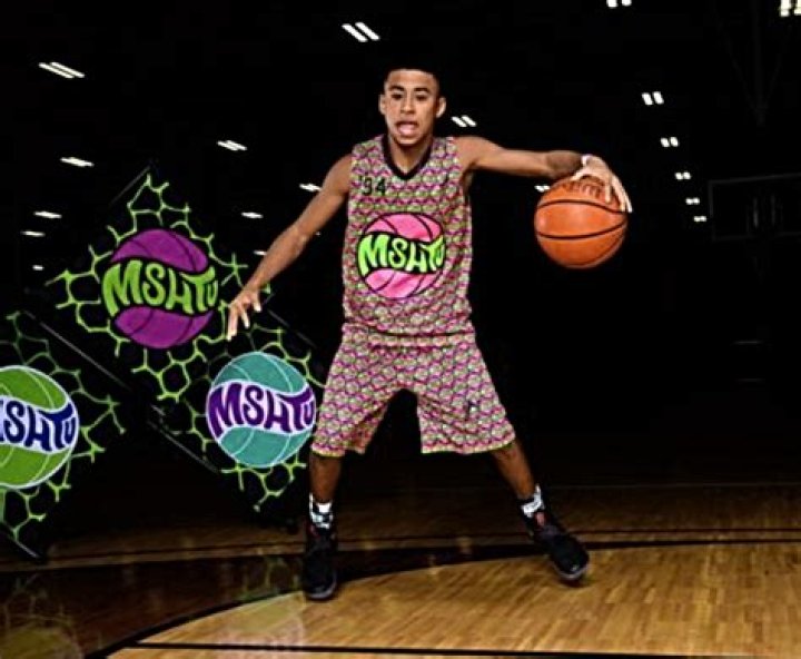 Alec Newman Height, Weight, Net Worth, Age, Birthday, Wikipedia, Who, Instagram, Biography