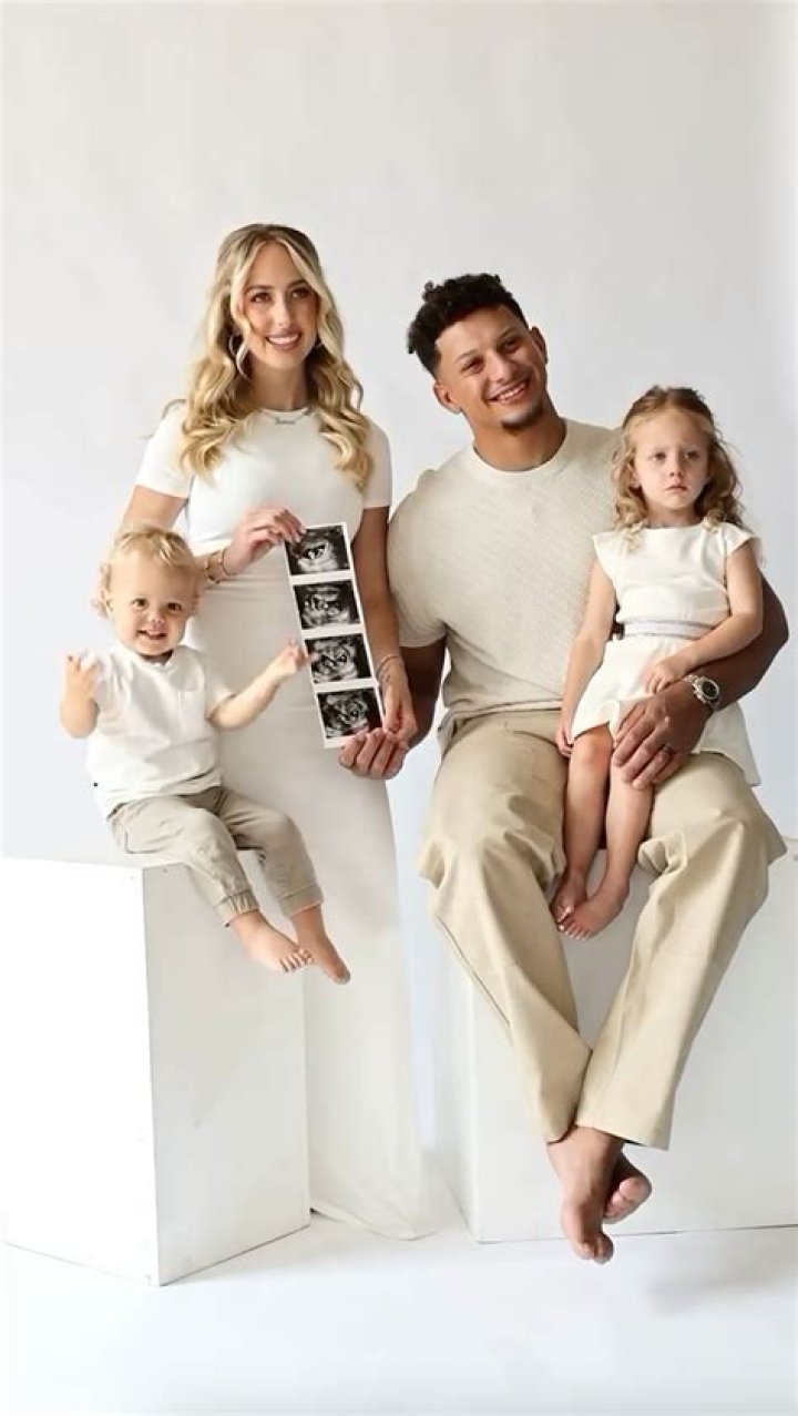 Aleksandar Mitrovic Wife Kristina Janjic Revealed A Picture of Her 3rd Baby