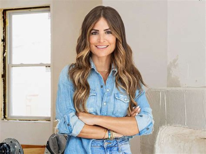 
Alison Victoria Ethnicity and Family History, What We Know About The Windy City Rehab Host 