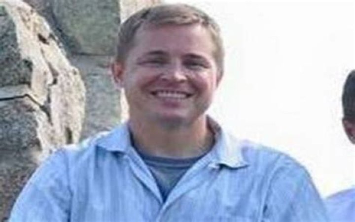 
Ando Suvari Height, Weight, Net Worth, Age, Birthday, Wikipedia, Who, Nationality, Biography 