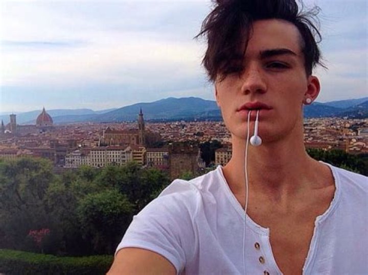 
Andrea Maddaluni Height, Age, Girlfriend, Biography, Wiki, Net Worth 