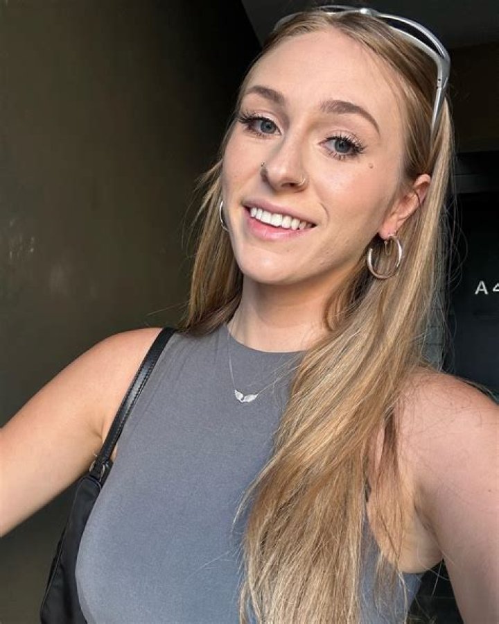 Angel Youngs Height, Weight, Net Worth, Age, Birthday, Wikipedia, Who, Instagram, Biography