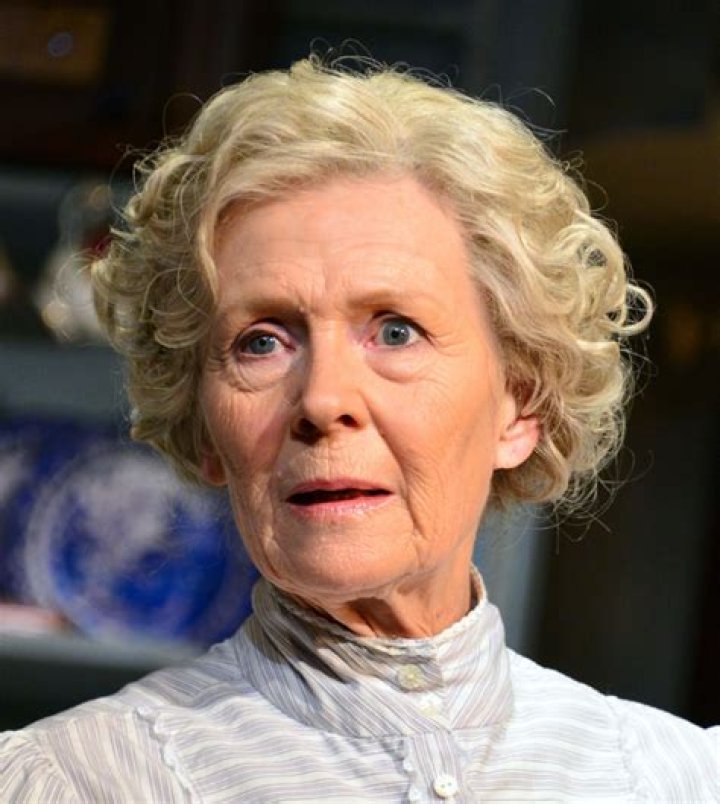 
Angela Thorne Height, Weight, Net Worth, Age, Birthday, Wikipedia, Who, Instagram, Biography 