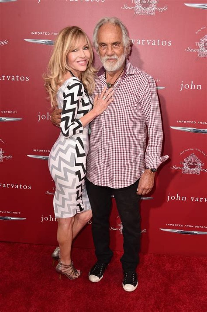 
Angie Chong Height, Weight, Net Worth, Age, Birthday, Wikipedia, Who, Nationality, Biography 