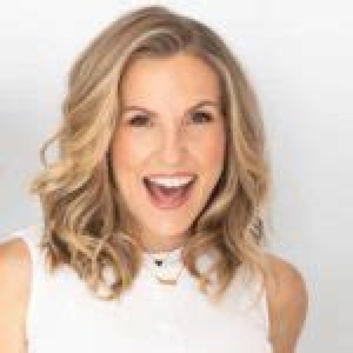 
Anna Kaiser Height, Weight, Net Worth, Age, Birthday, Wikipedia, Who, Nationality, Biography 