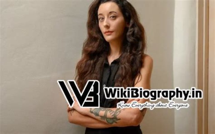 Anna Merlan Height, Weight, Net Worth, Age, Birthday, Wikipedia, Who, Nationality, Biography