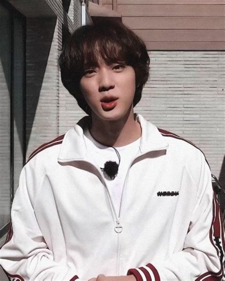 
“ARMY be happy”: BTS’ Jin’s heartwarming first message for fans from the military is winning fans’ hearts 