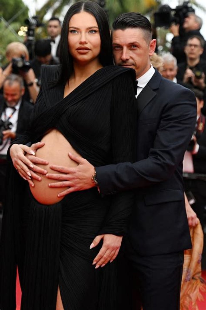 Brazilian Model Adriana Lima Weight Gain Reason Pregnant With Her Third Baby In 2022!