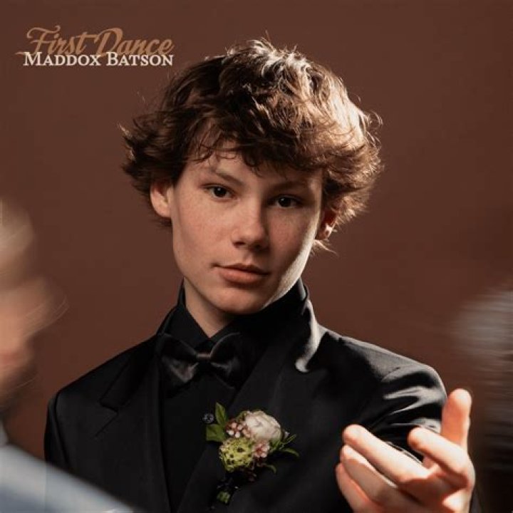 
Carlson Young (aka Brooke Maddox on ‘Scream’) Wiki, Spouse 