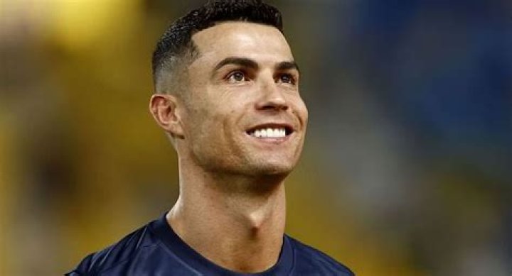
Christiano Ronaldo Height, Weight, Net Worth, Age, Birthday, Wikipedia, Who, Nationality, Biography 