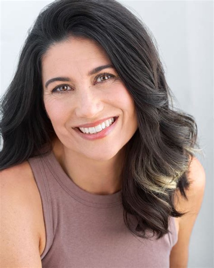 Colleen O’Shaughnessey Height, Weight, Net Worth, Age, Birthday, Wikipedia, Who, Nationality, Biography