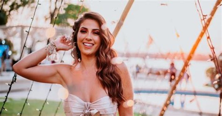 
Cristina Vita Aranda Height, Weight, Net Worth, Age, Birthday, Wikipedia, Who, Nationality, Biography 