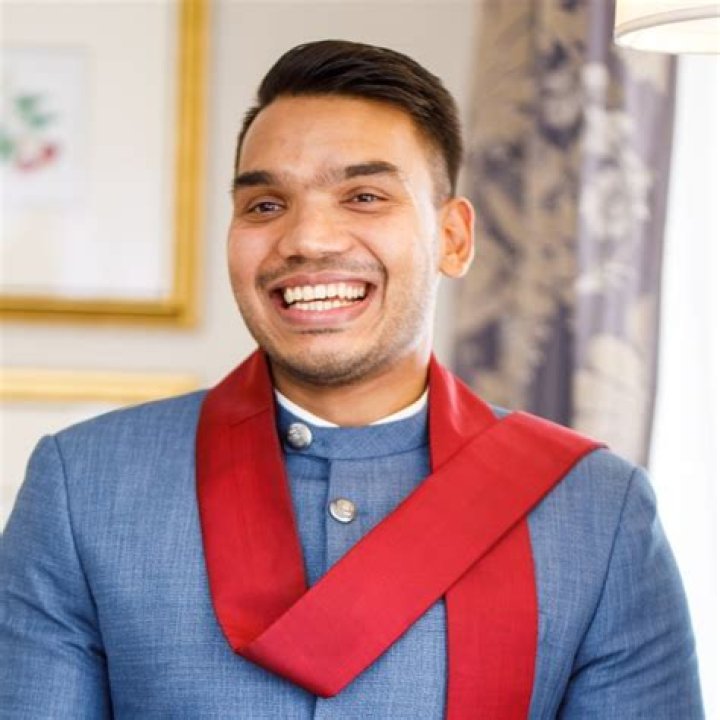 
D.V.Chanaka Dinushan Height, Weight, Net Worth, Age, Wiki, Who, Instagram, Biography 