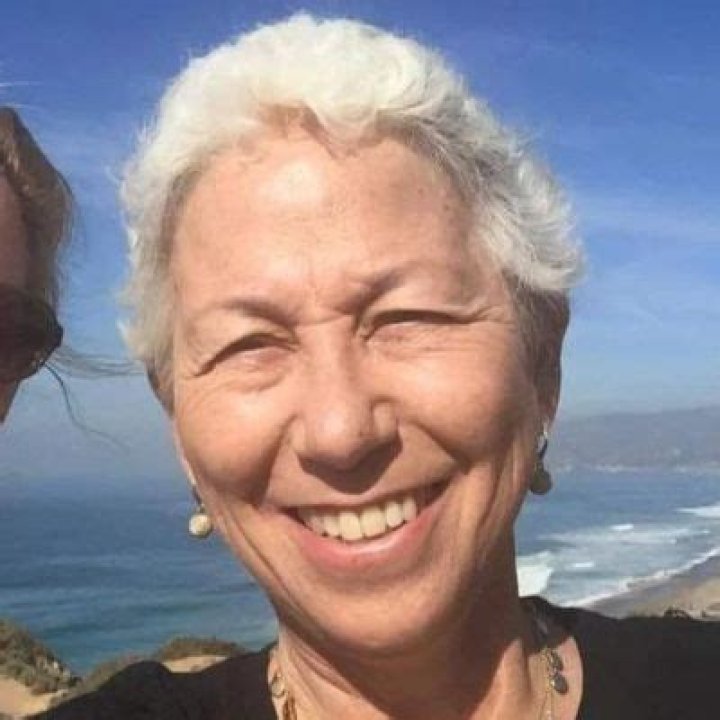 
Diane Ronnau Passed Away After A Long Battle With Cancer 