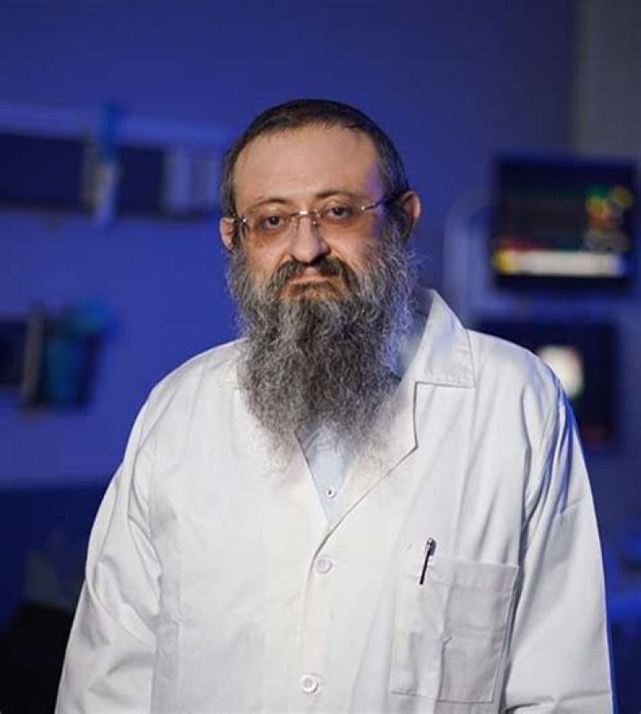 
Dr Vladimir Zelenko Height, Weight, Net Worth, Age, Birthday, Wikipedia, Who, Instagram, Biography 