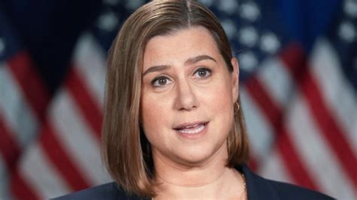 
Ellissa McCullum Height, Weight, Net Worth, Age, Birthday, Wikipedia, Who, Nationality, Biography 