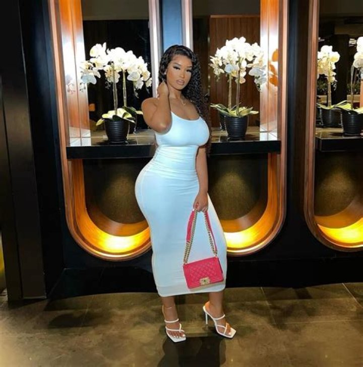 Ely Killeuse – Yasmine Arras Height, Net Worth, Age, Who, Facts, Biography, Wiki