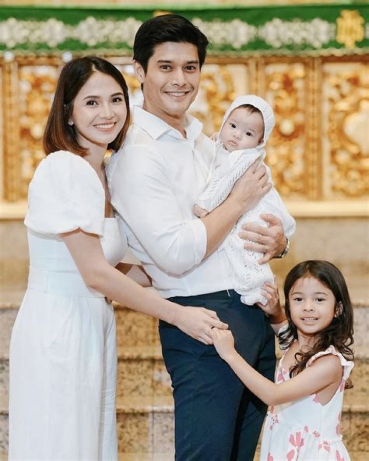Emmanuelle Vera Parents | Mother Kourtney Camcam And Father
