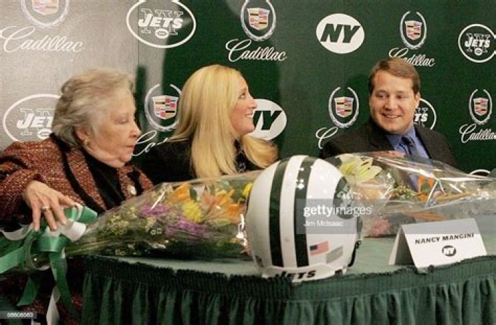 
Eric Mangini Wife Julie Mangini Has A Legal Background 