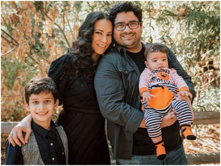 
Everything On Actress Jossara Jinaro Wikipedia And Husband Matt Bogado 