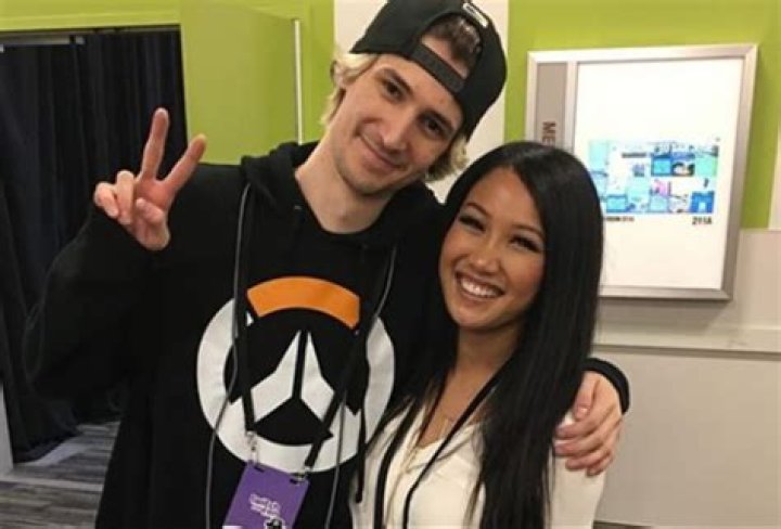 Fran (xQc’s ex-girlfriend) Height, Weight, Net Worth, Age, Birthday, Wikipedia, Who, Nationality, Biography