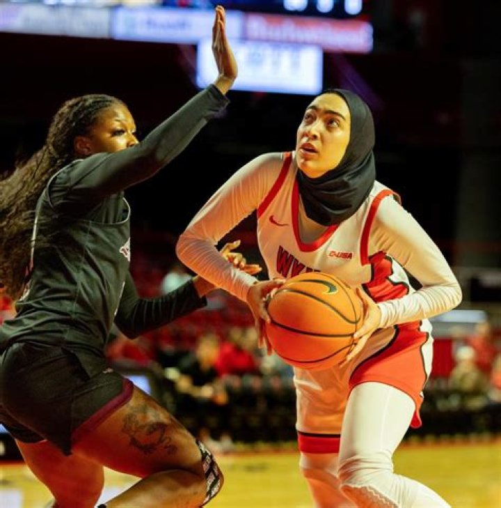 
George Fant Wife Chastity Gooch Is A Former Lady Basketball Topper At WKU 