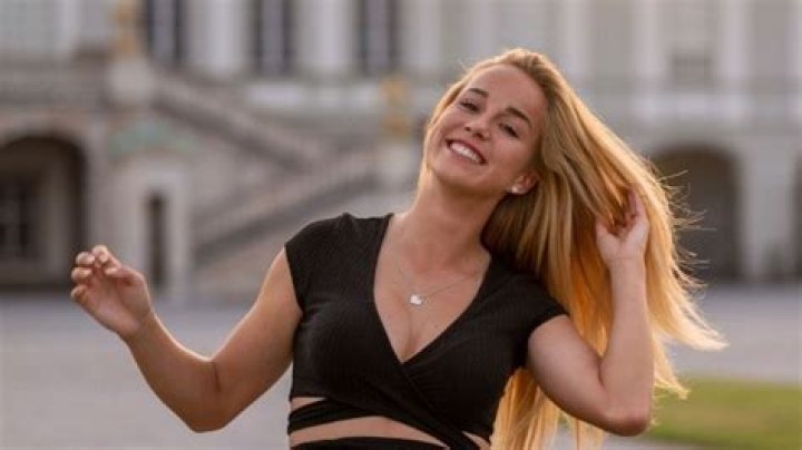 
Giulia Gwinn Height, Weight, Net Worth, Age, Birthday, Wikipedia, Who, Nationality, Biography 