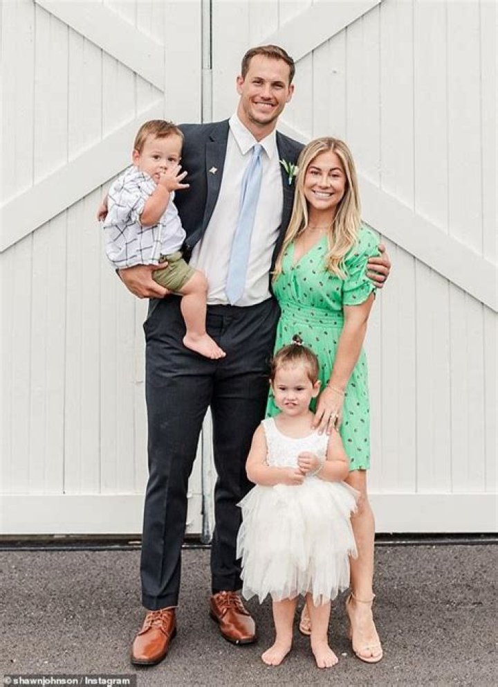 
Glimpse Into Shawn Johnson’s Growing Family With Husband Andrew East 
