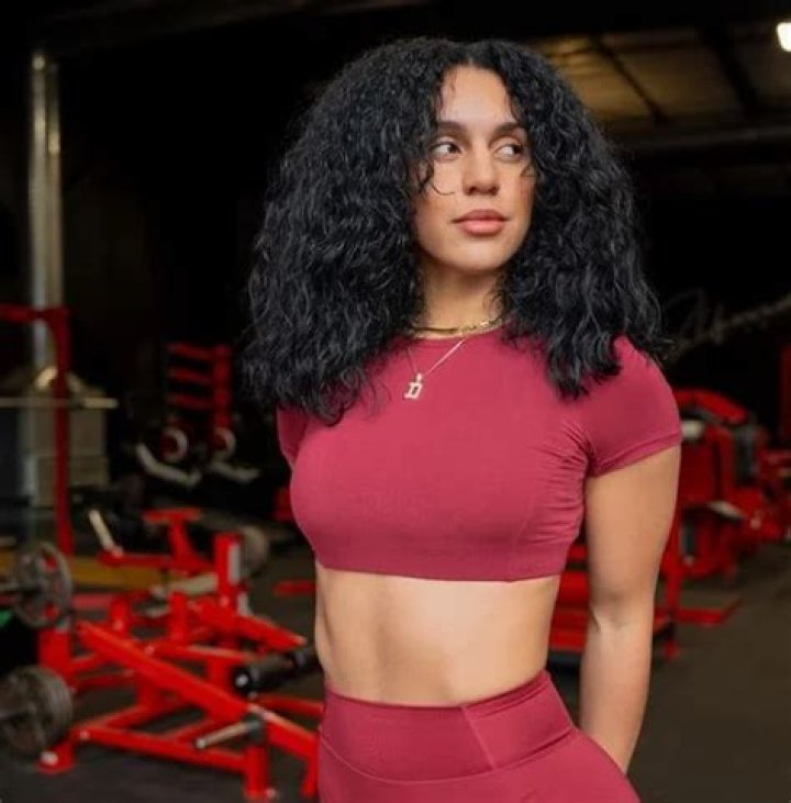 
Golden Alana Hinchen Height, Weight, Net Worth, Age, Birthday, Wikipedia, Who, Nationality, Biography 