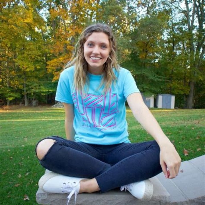 Grace Sharer Height, Weight, Net Worth, Age, Birthday, Wikipedia, Who, Nationality, Biography