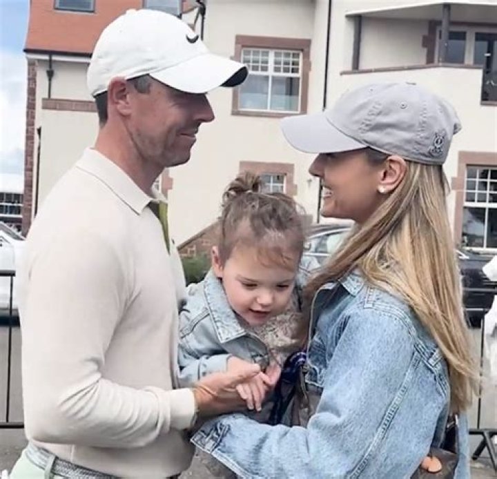 
Hamish Harding family: Wife Linda Harding, sons Rorry and Giles, step-daughter Lauren, stepson Brian Szasz 