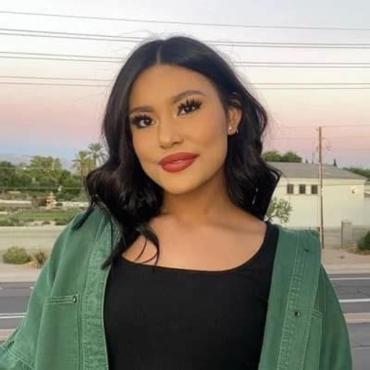 Hannah Pettit Height, Weight, Net Worth, Age, Birthday, Wikipedia, Who, Instagram, Biography