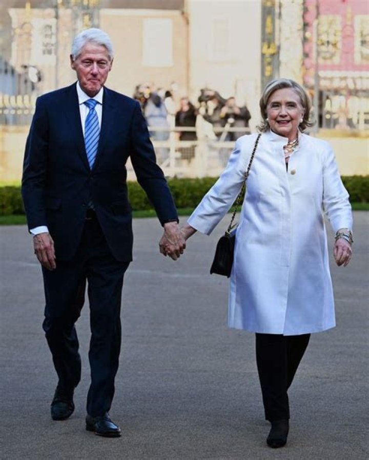 Hillary Clinton Height, Weight, Net Worth, Age, Birthday, Wikipedia, Who, Nationality, Biography