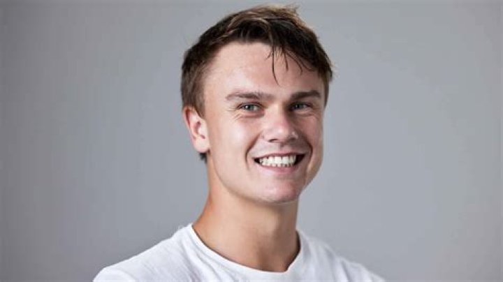 Holger Rune Height, Weight, Net Worth, Age, Birthday, Wikipedia, Who, Nationality, Biography