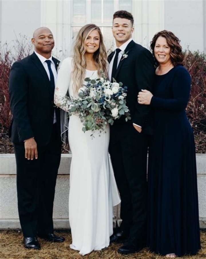 
Hollie And Kalin Hall, What You Didn’t Know About Jaren Hall Parents And Family Background 