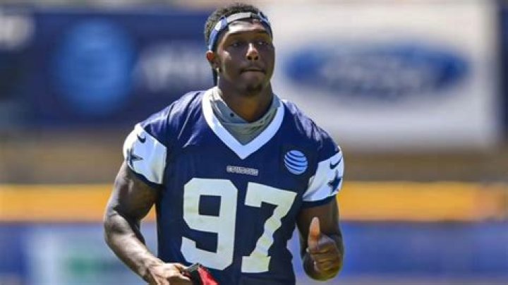 
How Much Is Robert Quinn Worth? 