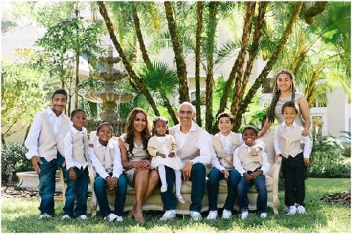 How Old Is Tony Dungy Wife Lauren Dungy? What Is The Former Football Coach Upton With His Family?