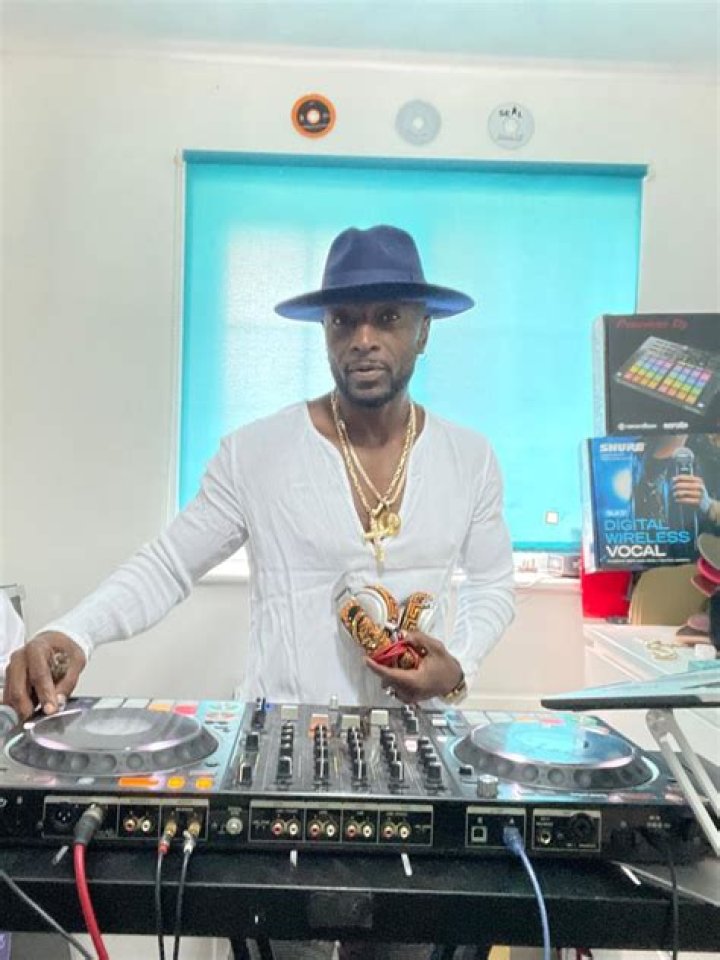 
I Would Have Been A Footballer – DJ David Reeves 
