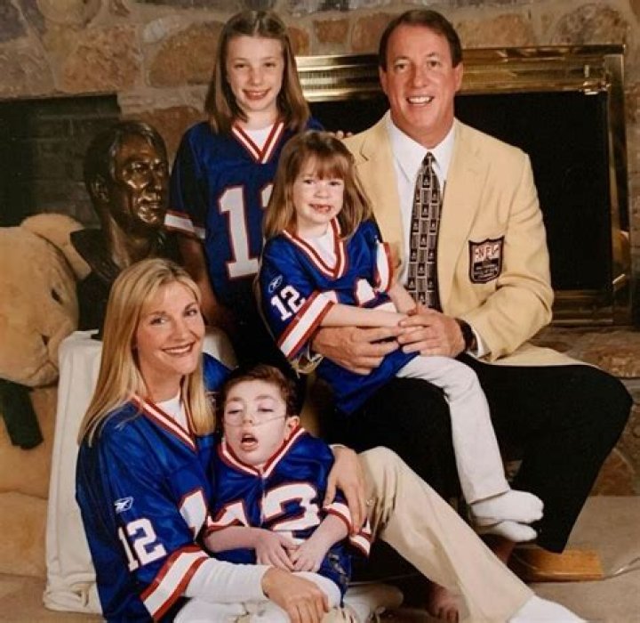 Is Cole Kelley Related To Jim Kelly? Family Tree Age And Wiki