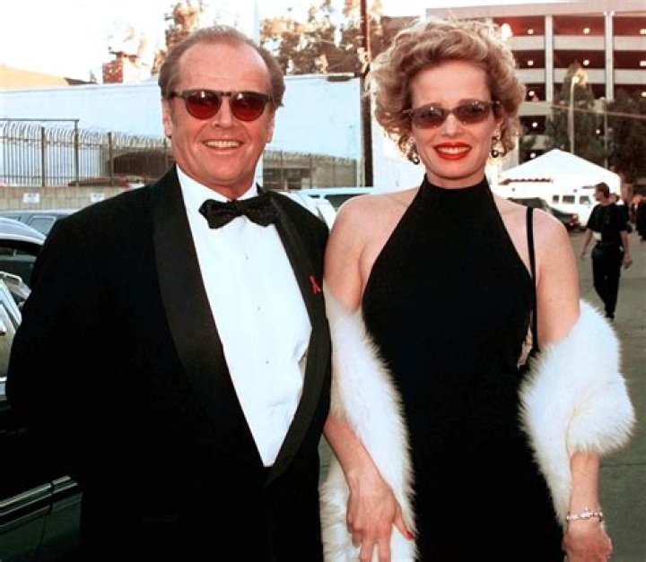 
Is Jack Nicholson Married?Jack Nicholson Biography, Movies, Net Worth, Family, Wife, Wiki 