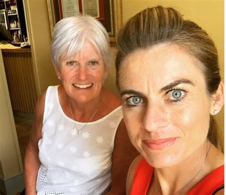 
Is Karen Carney Gay – Who Is Her Partner? Family Age And Height 