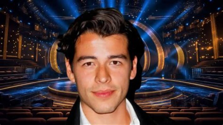 
Is Manolo Gonzalez Vergara Gay? Who is Manolo Gonzalez Vergara? 