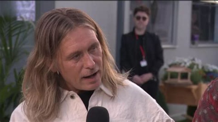 
Is Mark Owen Gay? What Is the Sexuality of English Singer and Songwriter? 