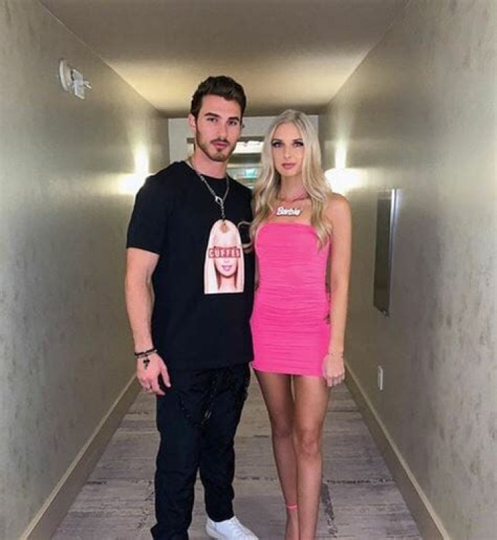 Is Roshon Fegan Married or Dating? His Wiki, Age, Wife, Parents and Net worth