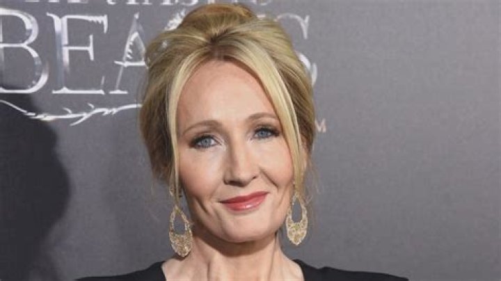 
J.K. Rowling Criticizes ‘Distasteful Hoax’ By Russian Pranksters’ Fake Video Call With Ukraine President 
