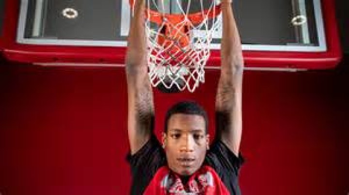 
Jamarion Sharp Height, Weight, Net Worth, Age, Birthday, Wikipedia, Who, Nationality, Biography 