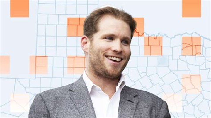 
Jamie Lonsdale Net Worth, Age, Birthday, Wikipedia, Who, Nationality, Biography 