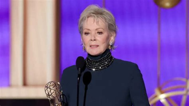 Jean Smart Height, Weight, Net Worth, Age, Birthday, Wikipedia, Who, Nationality, Biography